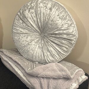 Martha Stewart Silver Velvet Pillow and Blanket Set